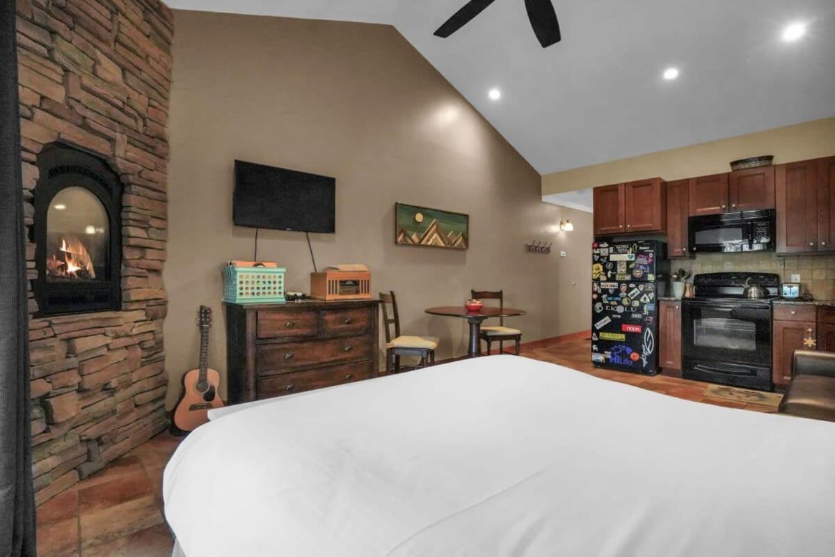 Intimate Mtn Studio, Walk To Main St بارك سيتي المظهر الخارجي الصورة